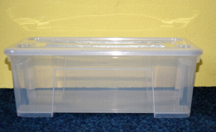 Box s víkem 11L 39 x 28 x 14cm  - 3x mřížka na víku